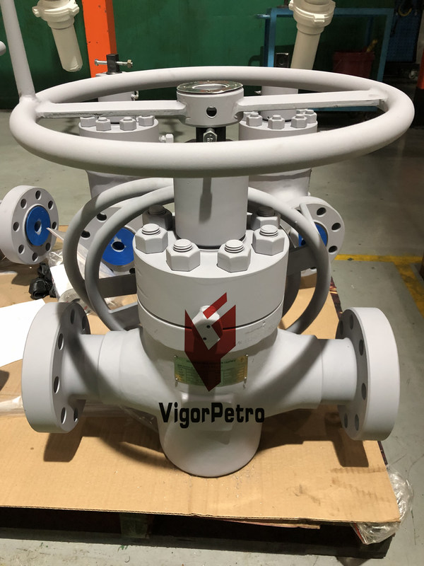 GATE VALVE, MANUAL, 2.06", 10,000 PSI, SERIES F/H2S, FE CONNECTION, API